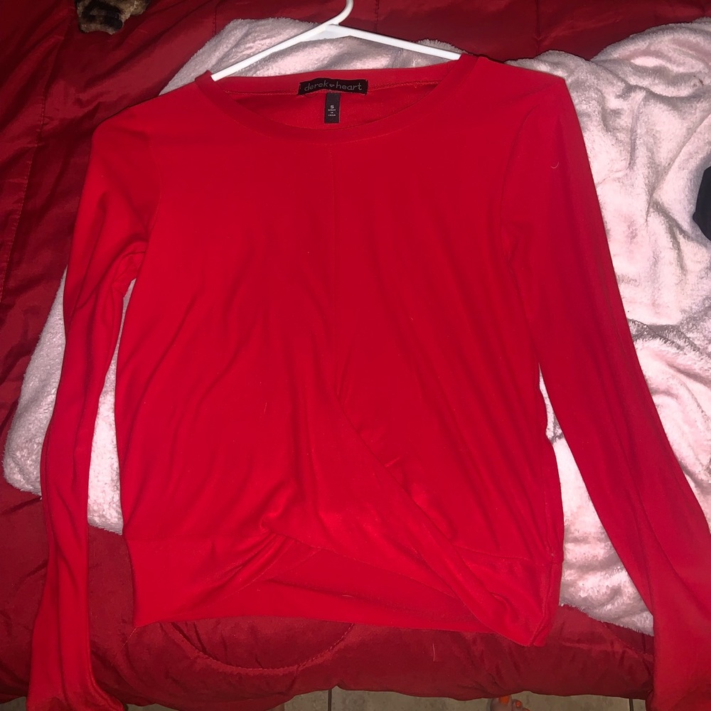 crop topish shirt.